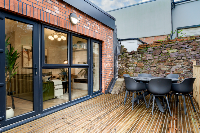 2-bed house on 56, Park Street, Bristol, £3,423/mo