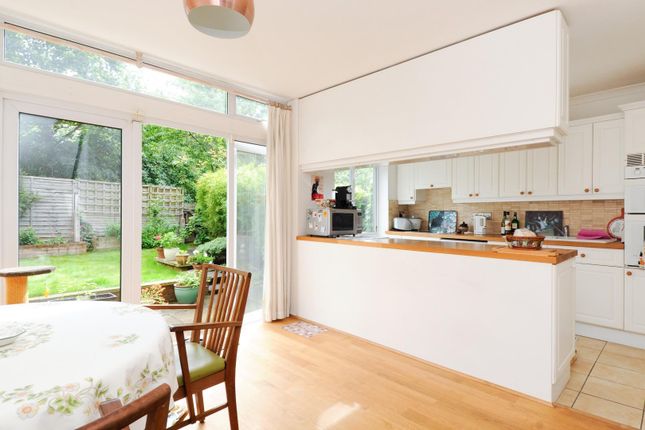Kitchen.Jpg