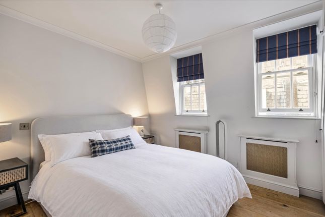 Wetherby Mews, London photo 2