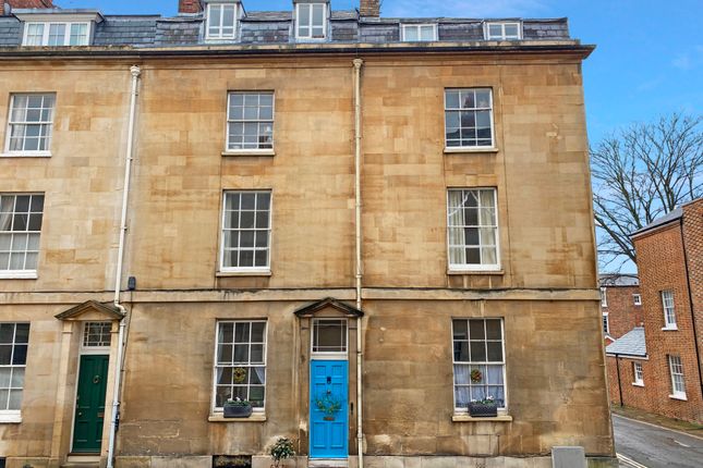 4-bed house on St John Street, Oxford, £3,774/mo