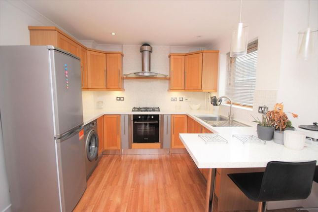 Flat for sale in Lion Court, Great Knollys Street, Reading