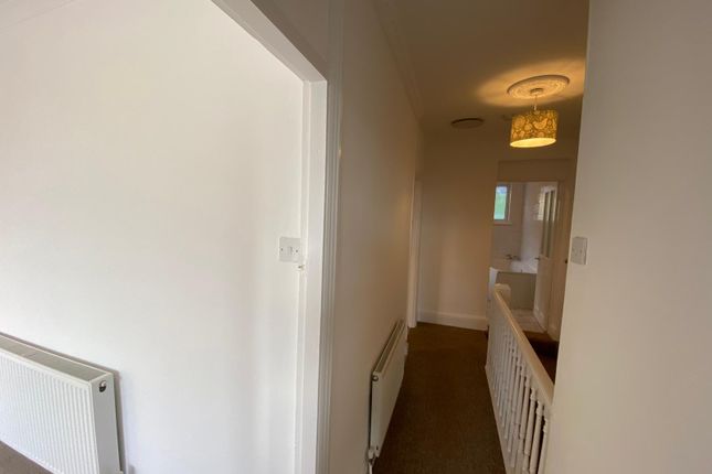 40, NEATH photo 4