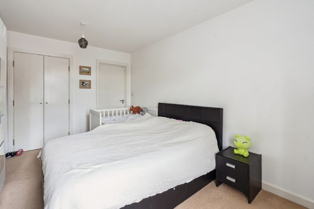 Flat 4, St. Helen House, West St. Helen Street, Abingdon photo 4