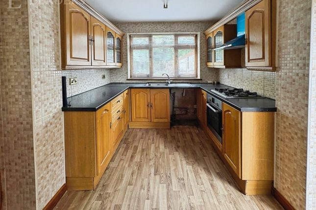33, Serina Avenue, Serina Avenue photo 4