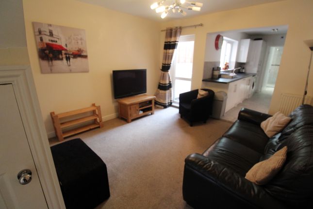 3-bed house on 16, Collis Street, Reading, £1,750/mo