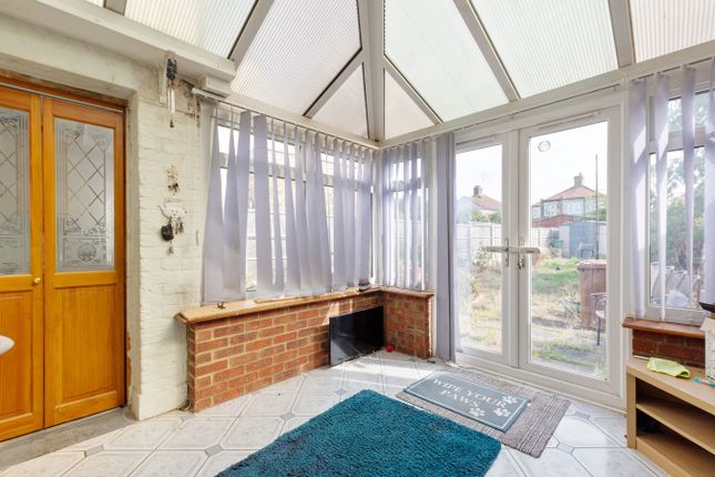 33, Totnes Road, Welling photo 4
