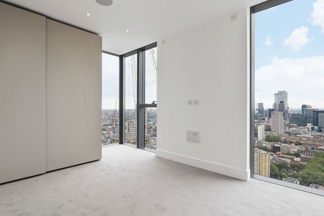 Flat SW7 4NR, 142, Old Brompton Road, London photo 3