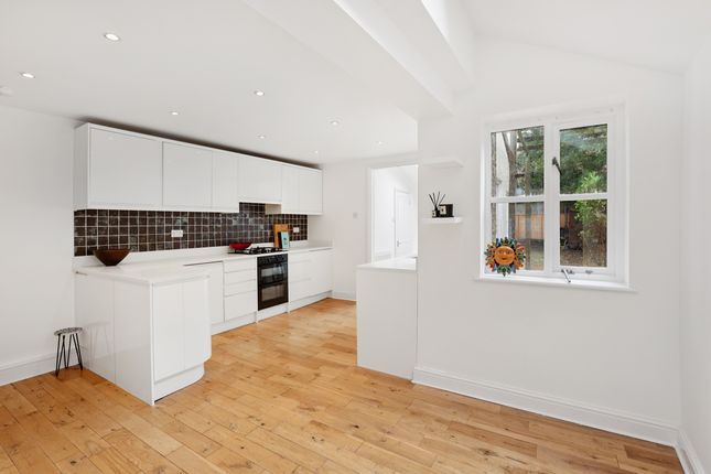 Kitchen | Dining
