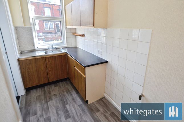 19, Tilbury Mount, West Yorkshire photo 4