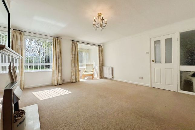 38, Mayfair Gardens, Newcastle Upon Tyne photo 4