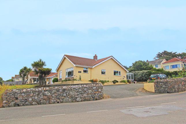 Thumbnail Detached bungalow for sale in Roue De Picaterre, Alderney
