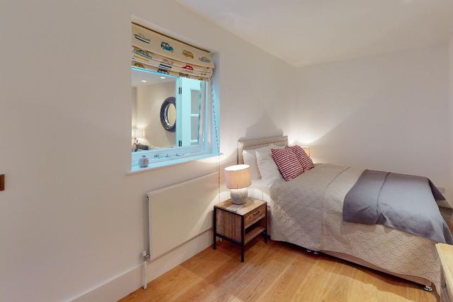 18-Rutland-Gate-A...