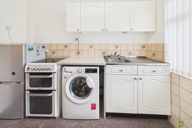 43, Spielman Road, Dartford photo 4