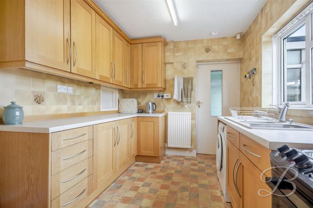 Laverocks, Wellow Road, Ollerton photo 4