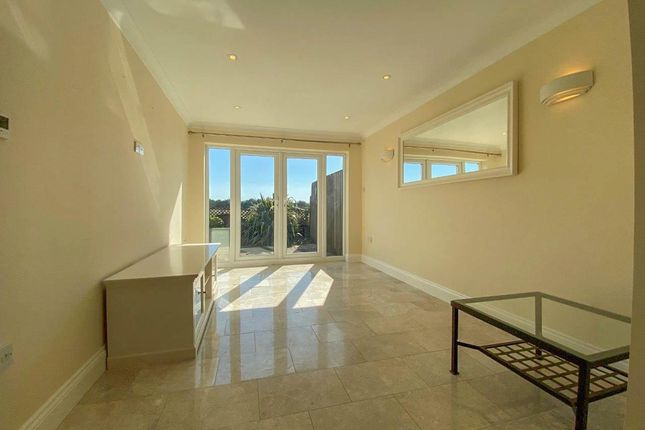 Annexe, 24, Woodditton Road, Newmarket photo 2