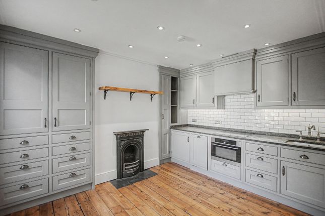 22B, Holloway, London photo 5