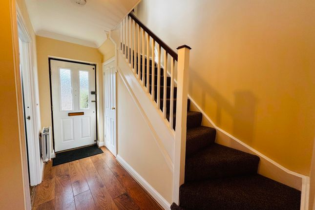 151 Lower Road, Faversham photo 2