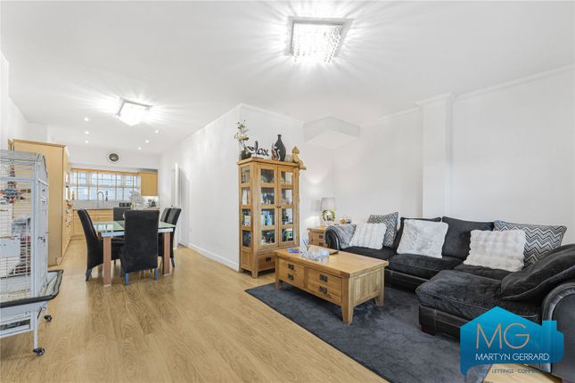 301, Osier Crescent, London photo 2