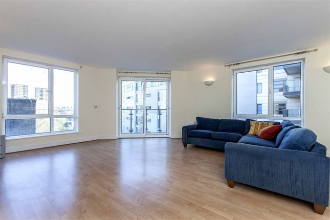 Apartment 16, Godfree Court, London photo 2