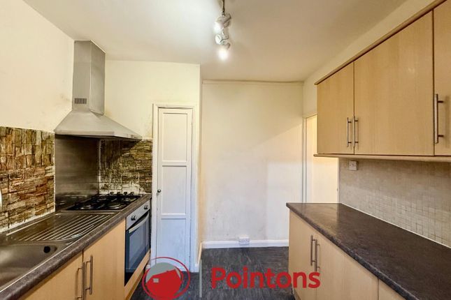 402, Torrington Avenue, Tile Hill photo 4