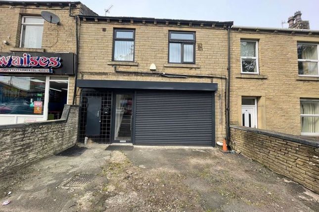 Commercial property to let in St. Johns Road, Birkby, Huddersfield