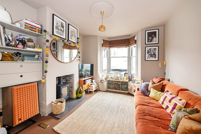 Thumbnail Terraced house for sale in Burford Road, London