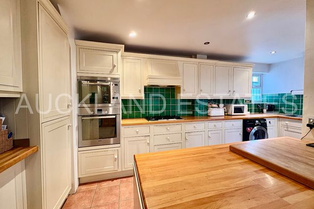 103, Park Avenue, Potters Bar photo 4
