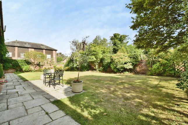 6 Noon Sun Farm, Noahs Ark Lane, Knutsford photo 4