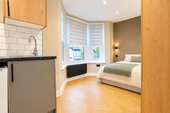 Room 5, 39, Hartington Road, Southend-On-Sea photo 3