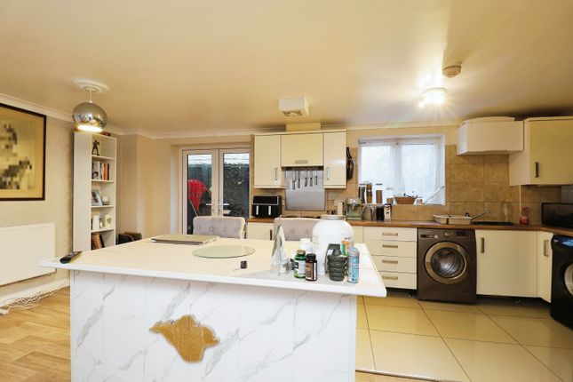 Flat for sale in Church Path, East Cowes, Isle Of Wight