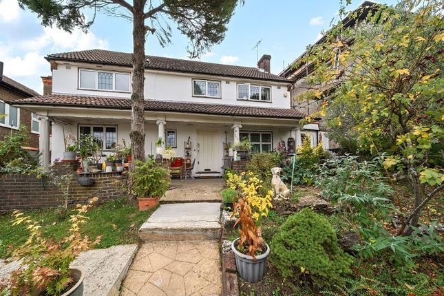 Alexandra Park Road, Alexandra Park photo 4