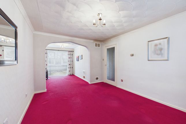 20 Mill Park, Hamilton photo 2