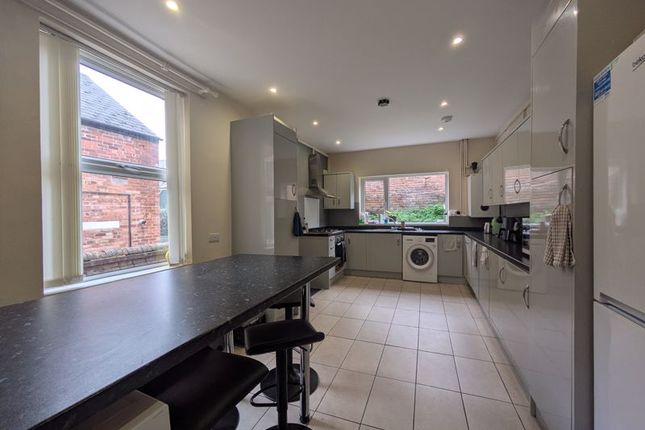 8, Douglas Road, Nottingham photo 2