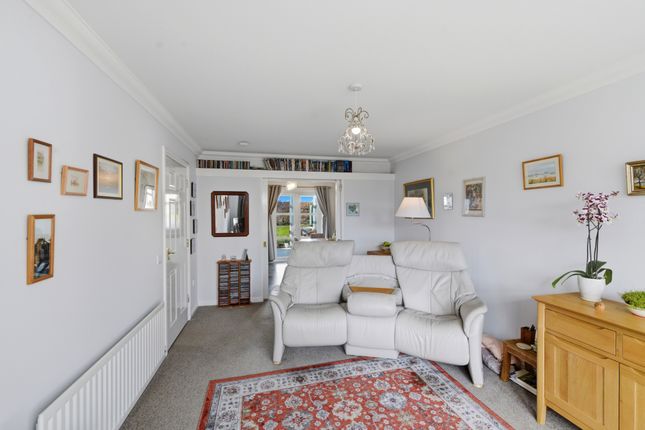 7, Denhead Brae, Coupar Angus photo 4