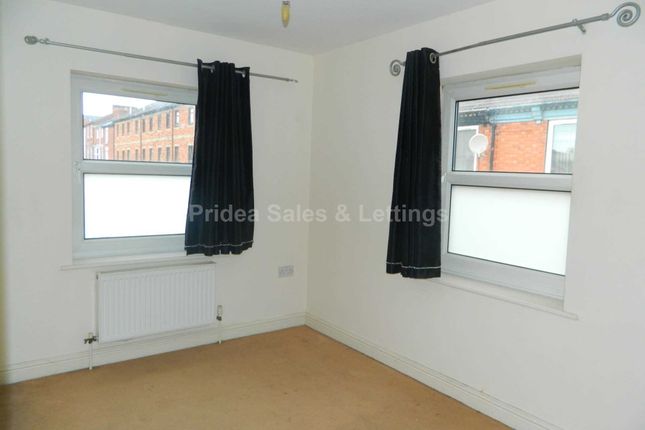 Flat 2, Monson Street, Lincoln photo 3