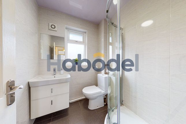 62, Cotter Street, Manchester photo 2