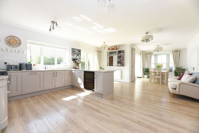 11 Bayley Road, Huntingdon photo 4