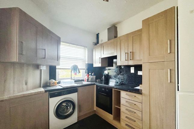 Flat 8 Grosvenor House, 18, Grosvenor Gardens, Northamptonshire photo 2
