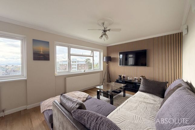 Flat 32, Sorrento Middle Warberry Road, Torquay photo 2