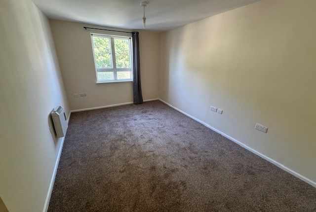 Flat 3, 192, Avonmouth Road, Avonmouth photo 5