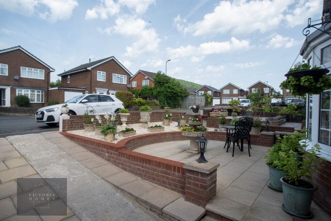 36, Croesonen Parc, Abergavenny photo 2