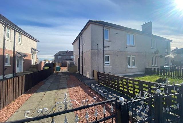 Flat to rent in Stewart Crescent, Newmains, Wishaw ML2