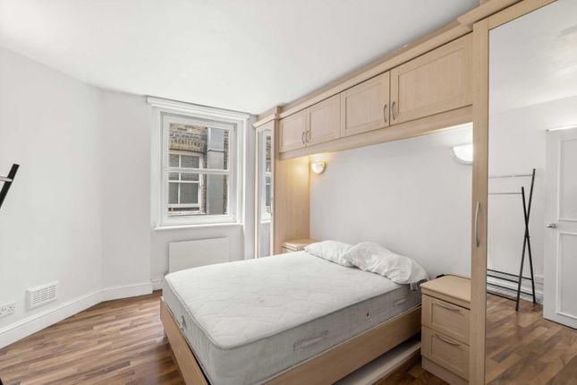 Flat 8, 10A, Old Compton Street, London photo 4