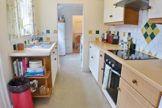 56, Josephs Road, Guildford, Josephs Road, Guildford, Guildford photo 5
