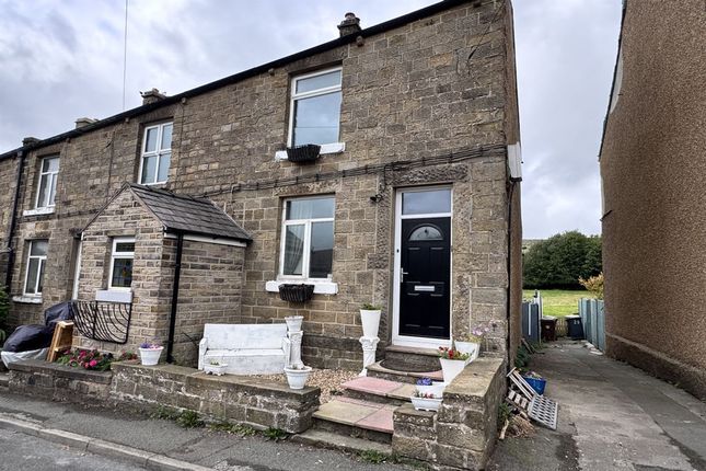 2-bed house on 27 Station Road, Buxton, £195,000