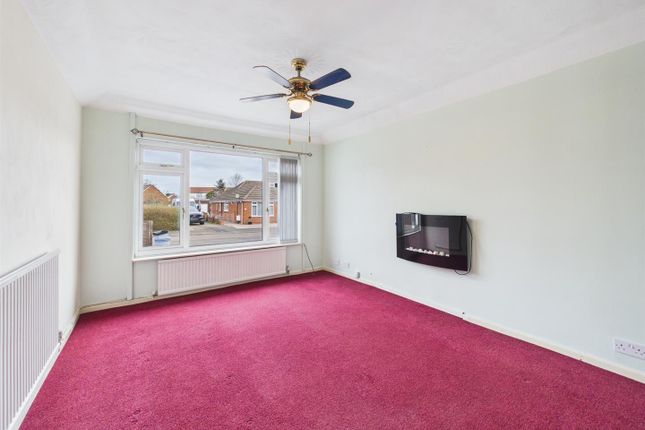 4, Breinton Way, Gloucester photo 3