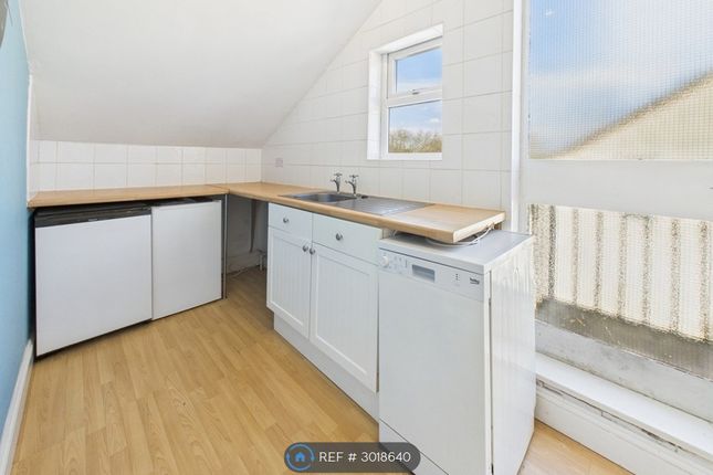 Flat, Midland Road, Gloucester photo 5