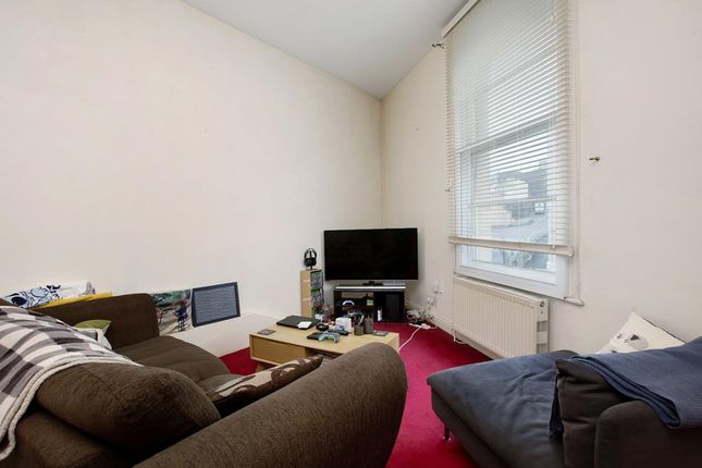 Flat 1, 27 Fore Street, Teignmouth, Teignmouth photo 3
