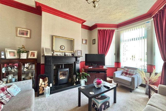 133, Cliff Road, Hornsea photo 2