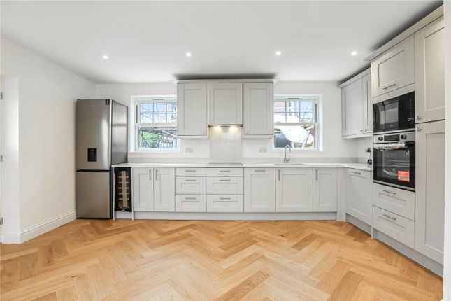 2A,, Tilehurst Road, Sutton photo 4